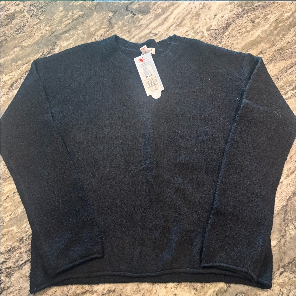 Girls pullover sweater